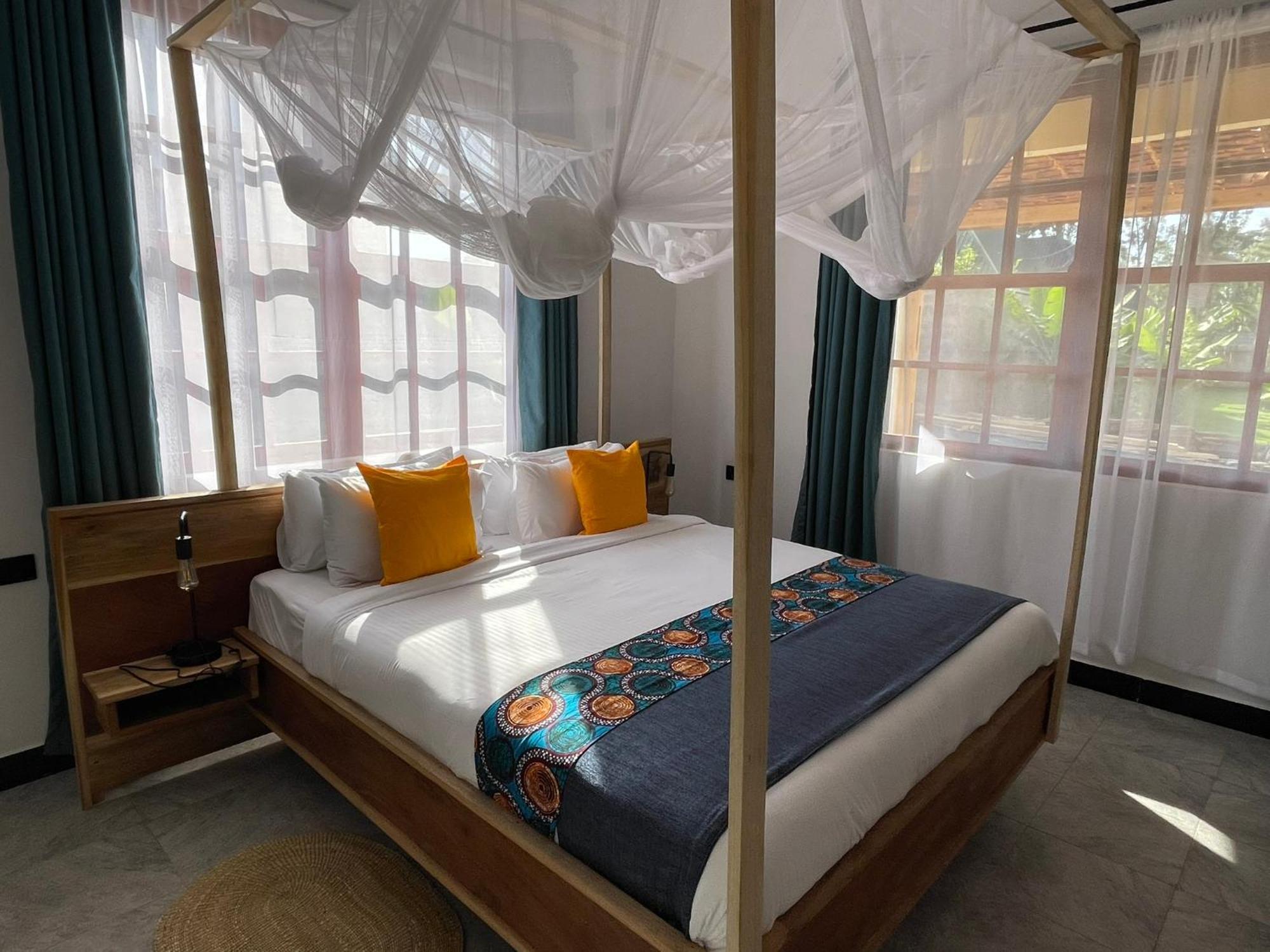 Tanzania Safari Lodge Аруша Экстерьер фото