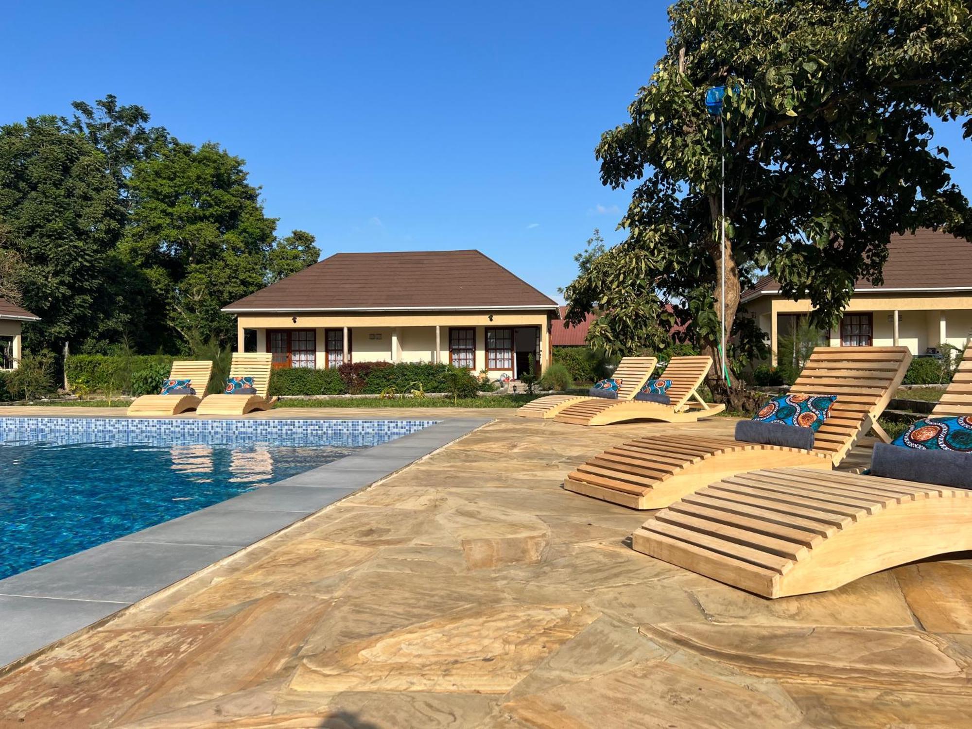 Tanzania Safari Lodge Аруша Экстерьер фото