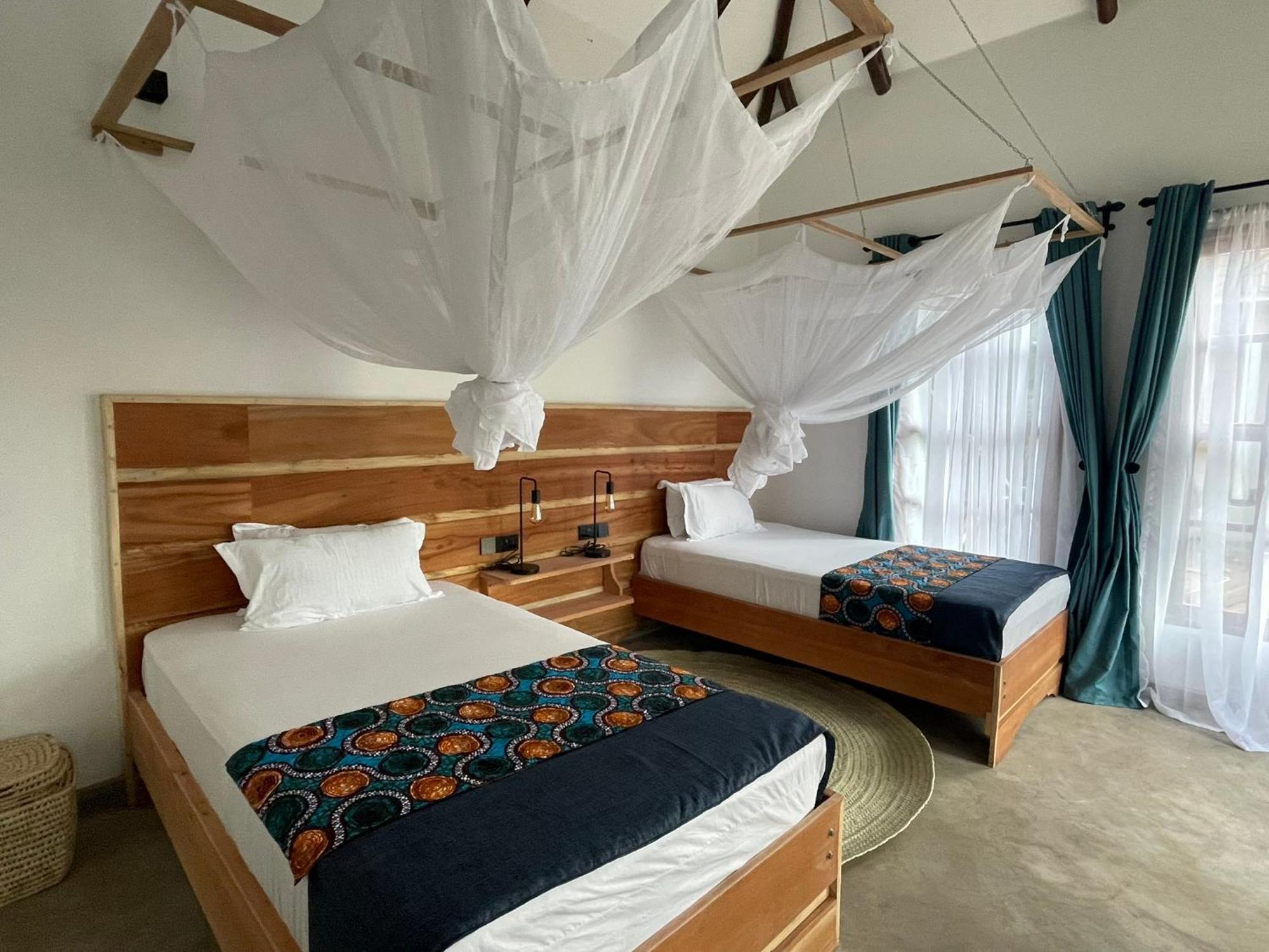 Tanzania Safari Lodge Аруша Экстерьер фото