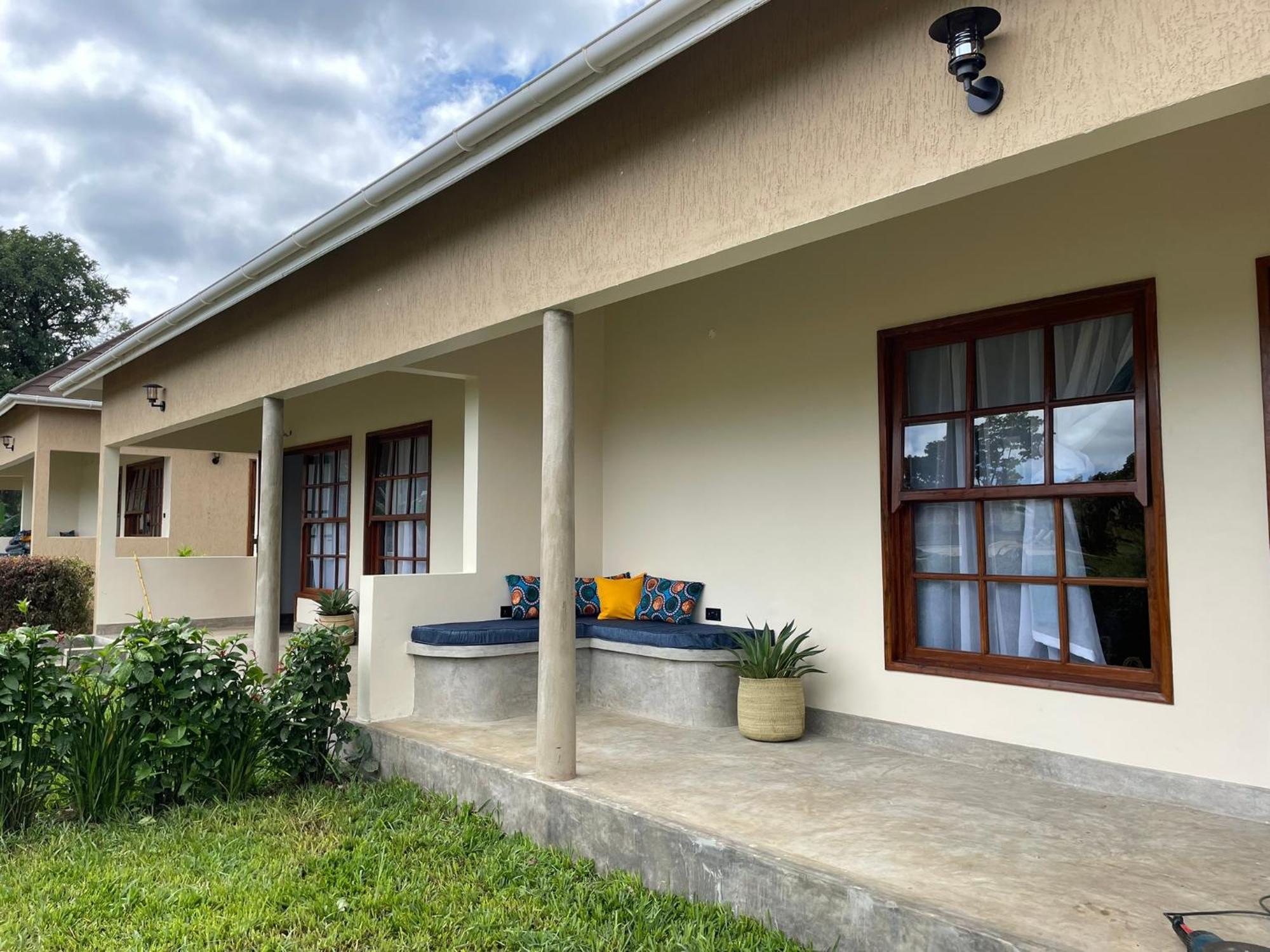 Tanzania Safari Lodge Аруша Экстерьер фото