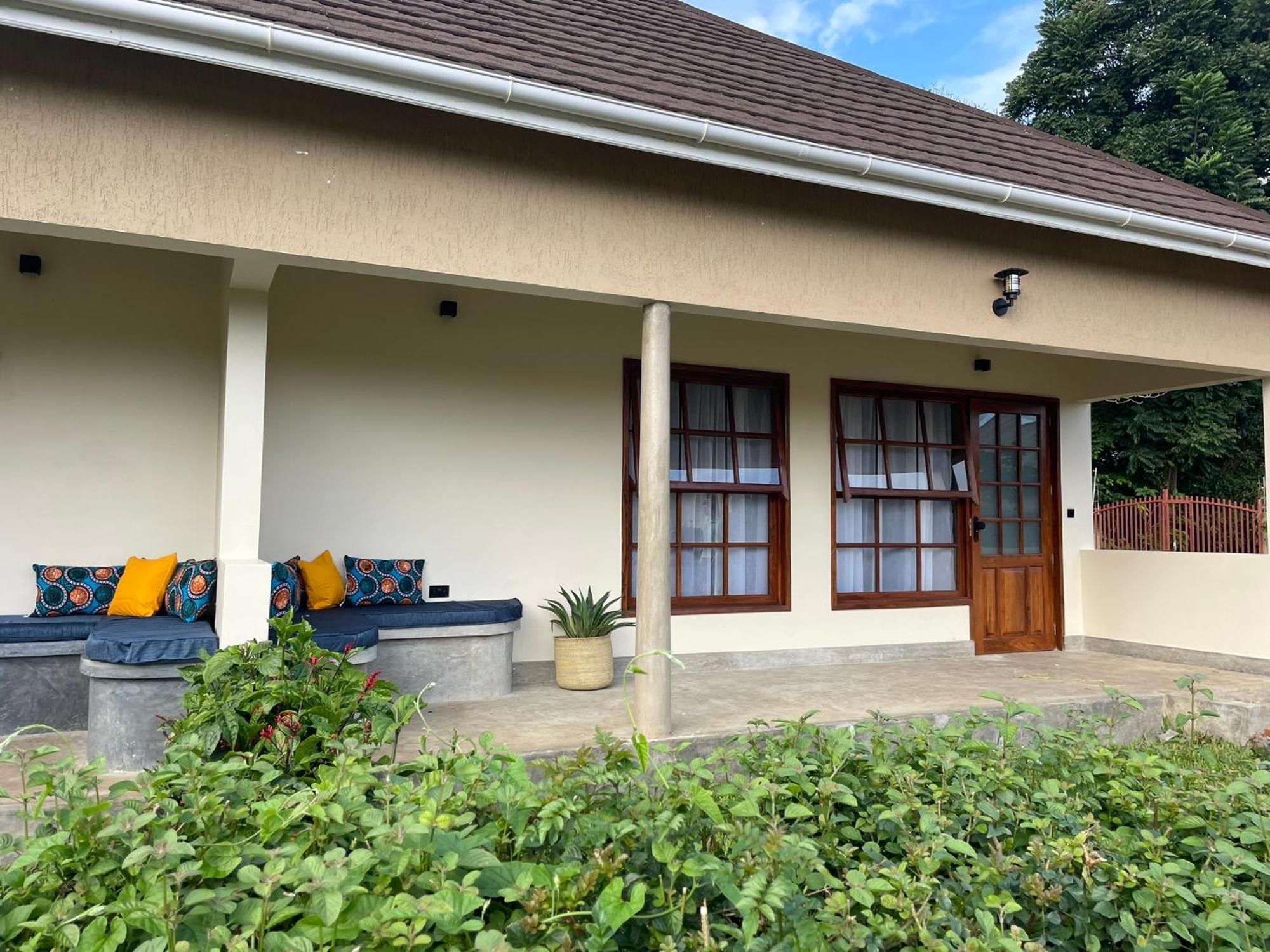 Tanzania Safari Lodge Аруша Экстерьер фото
