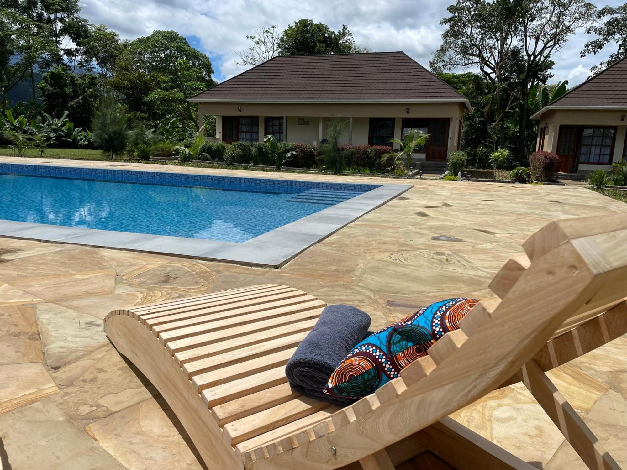 Tanzania Safari Lodge Аруша Экстерьер фото